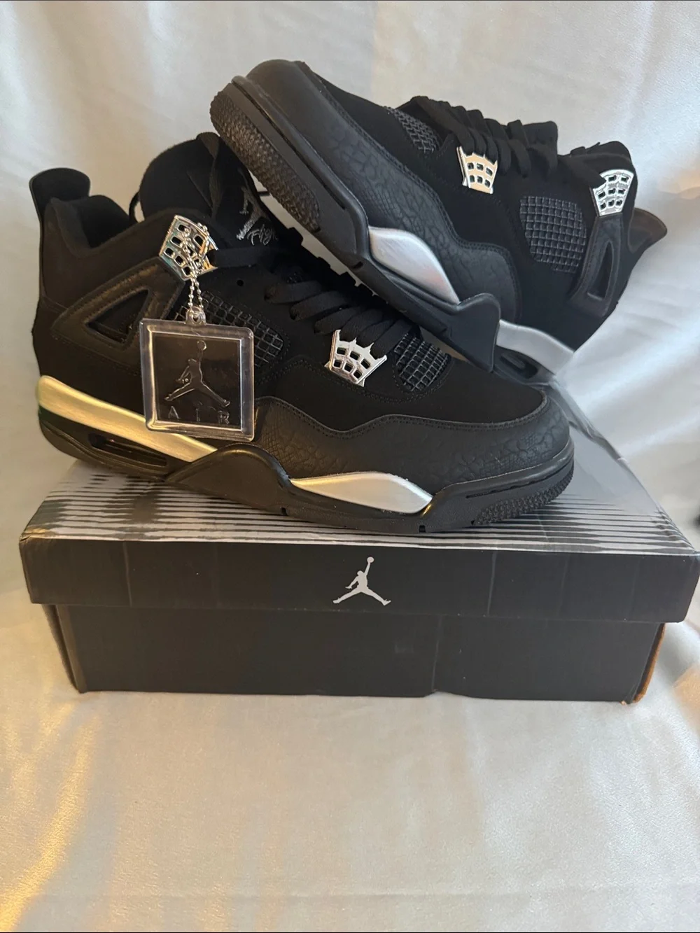 New! Air Jordan 4 Retro 